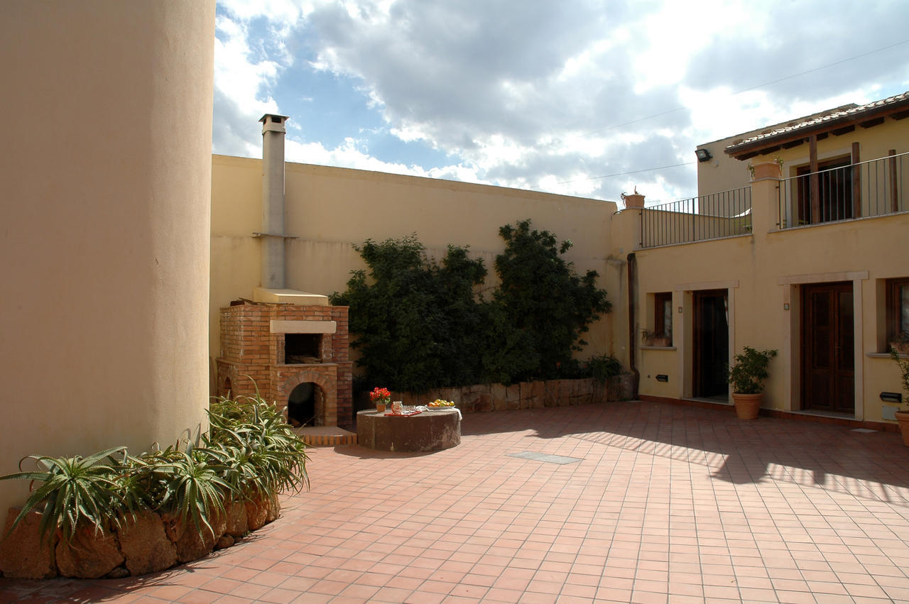 San Domenico Residence อาเรเนลลา ภายนอก รูปภาพ